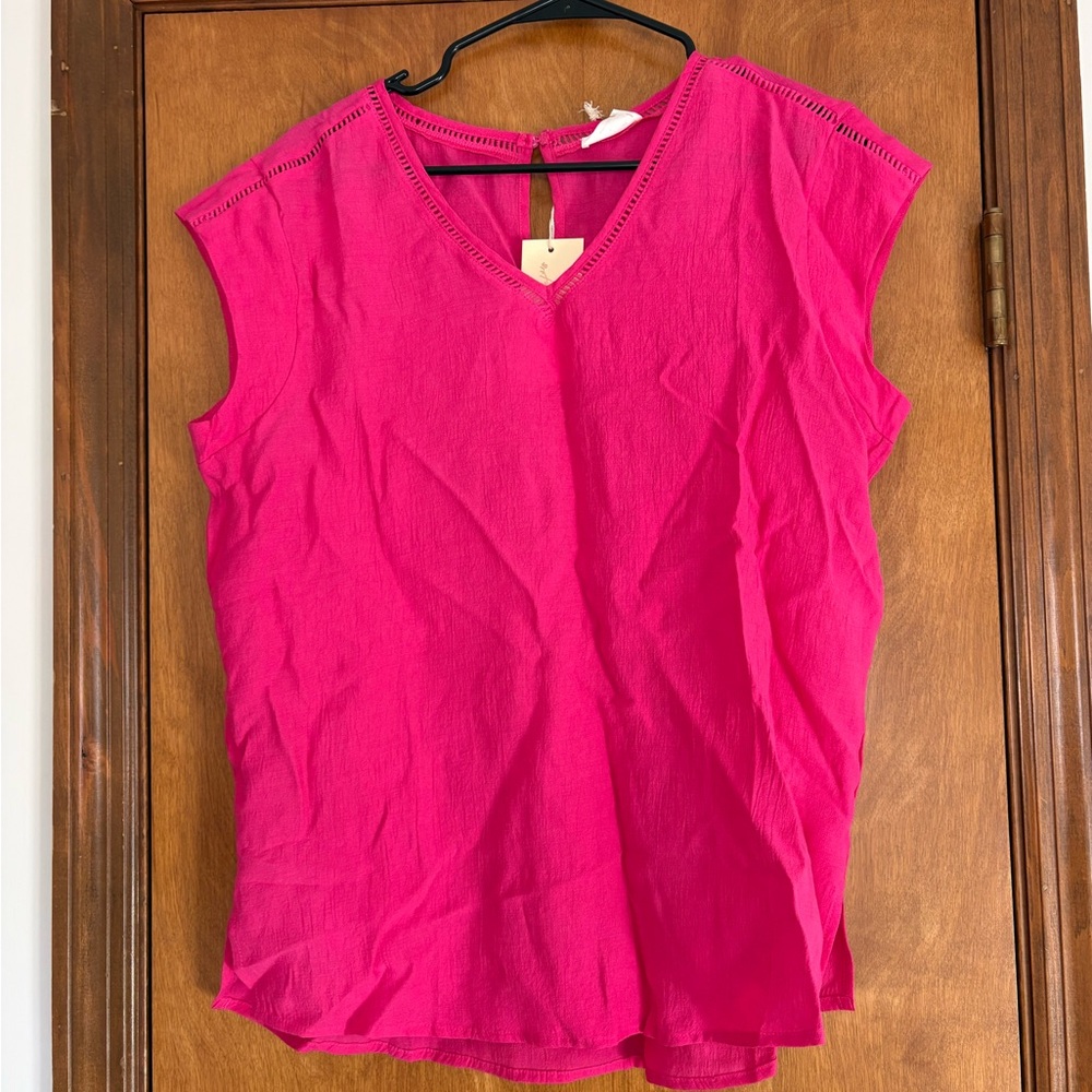 Chic Fuchsia Sleeveless Blouse